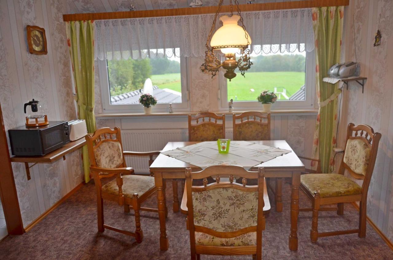Ferienwohnung Kleinhaus, 95008 Rhauderfehn Exterior foto